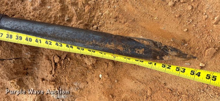 image for item EA7610 Belarus 805 tractor