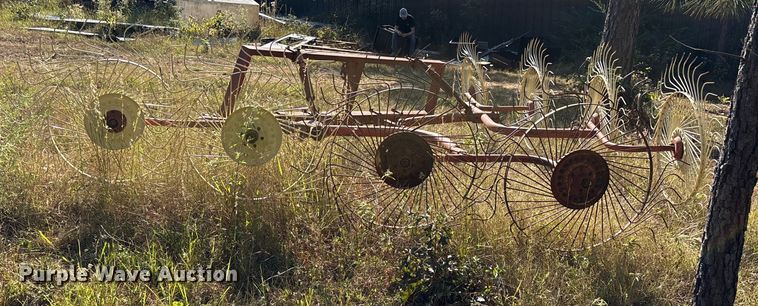 image for item EA7615 Vicon hay rake