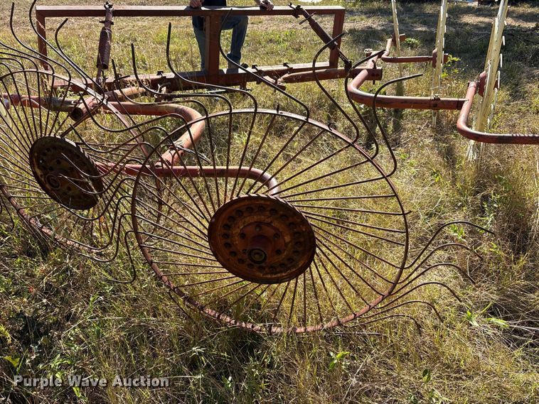 image for item EA7615 Vicon hay rake