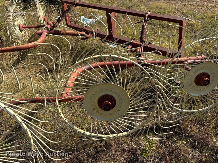 image for item EA7615 Vicon hay rake