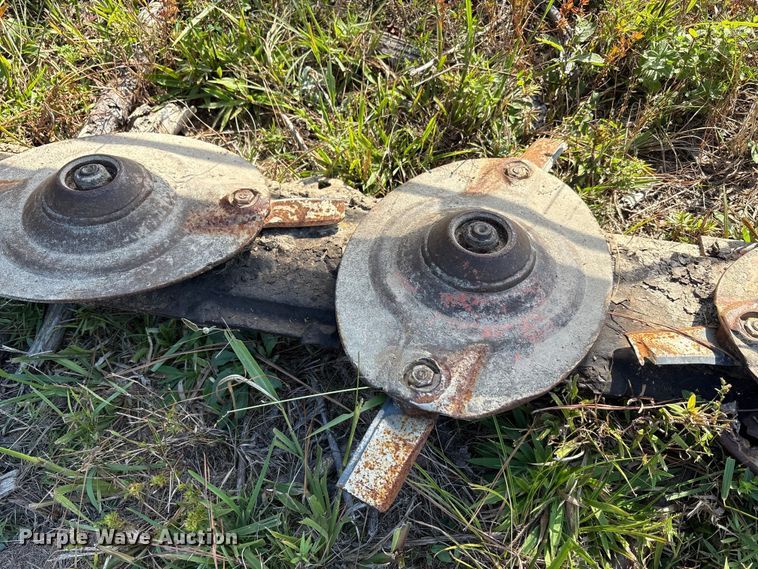 image for item EA7616 1990 Kuhn GMB66HD disc mower