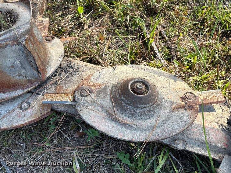 image for item EA7616 1990 Kuhn GMB66HD disc mower