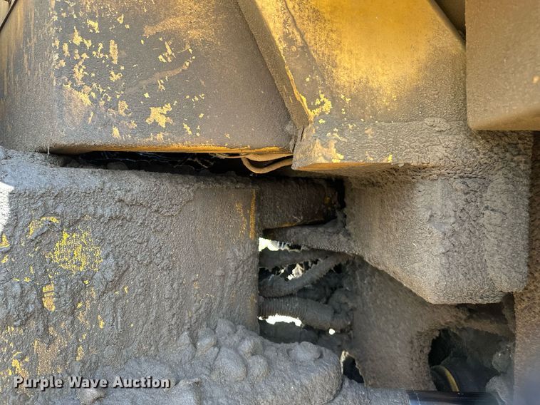 image for item EB2699 1972 Caterpillar 980B wheel loader