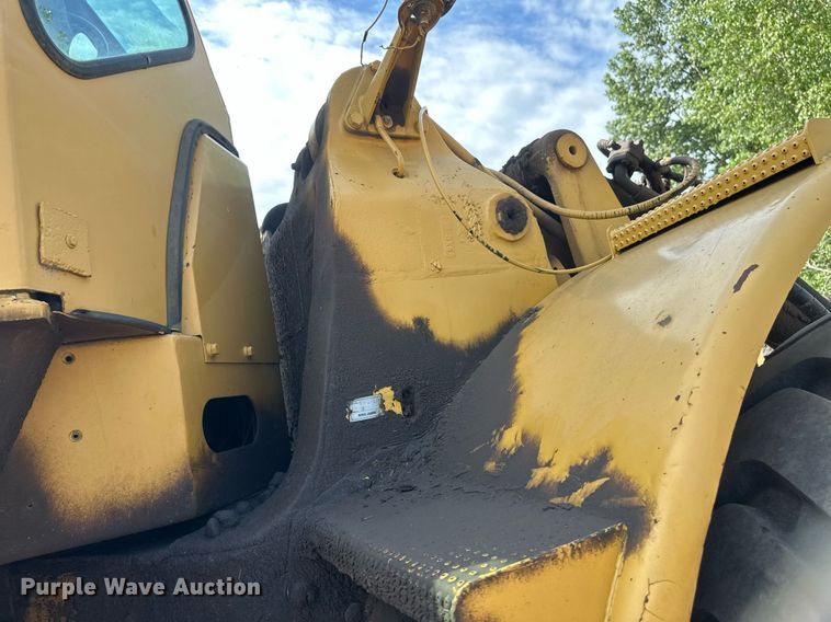 image for item EB2699 1972 Caterpillar 980B wheel loader