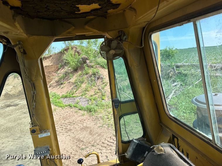 image for item EB2699 1972 Caterpillar 980B wheel loader