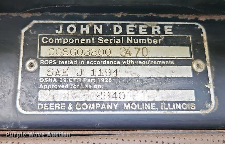 image for item EB8365 John Deere 2940 MFWD tractor