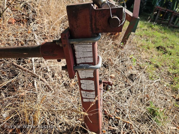 image for item EB8365 John Deere 2940 MFWD tractor