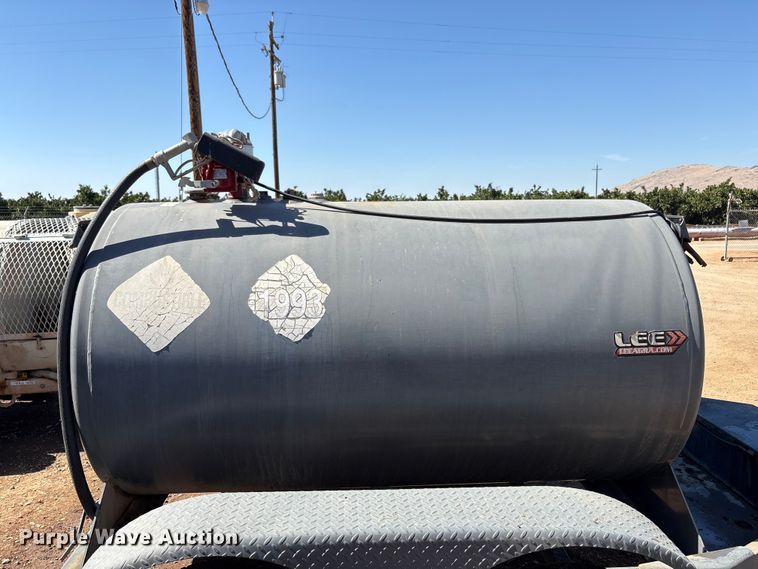 image for item EC8083 2015 LEE legacy 475 fuel trailer