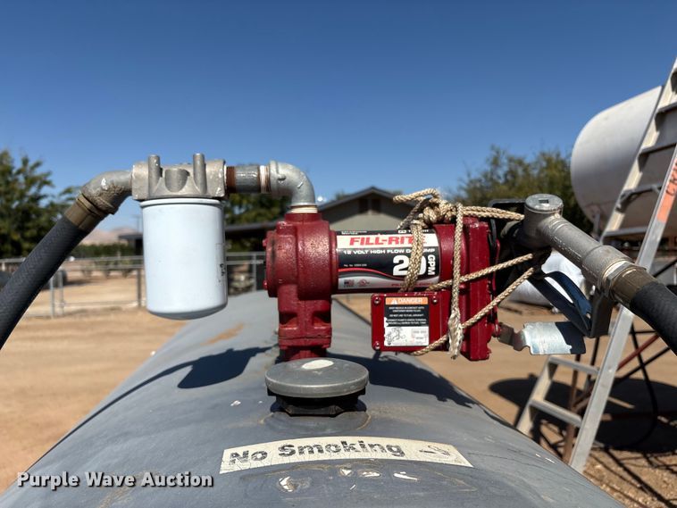 image for item EC8083 2015 LEE legacy 475 fuel trailer