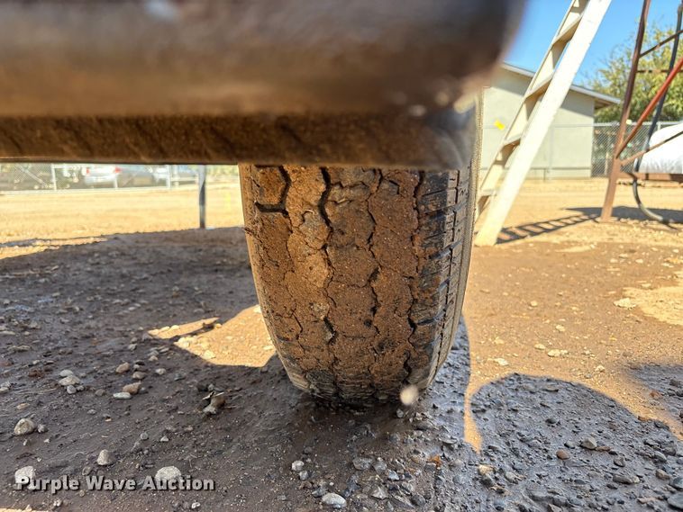 image for item EC8083 2015 LEE legacy 475 fuel trailer