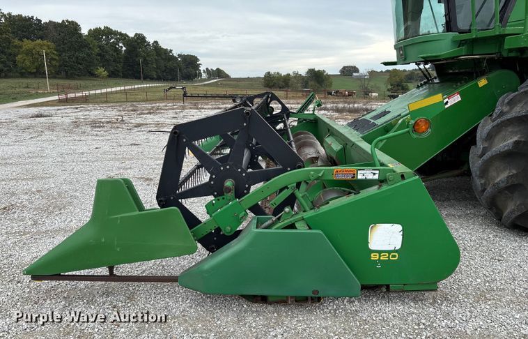 image for item ED2291 1989 John Deere 9400 combine