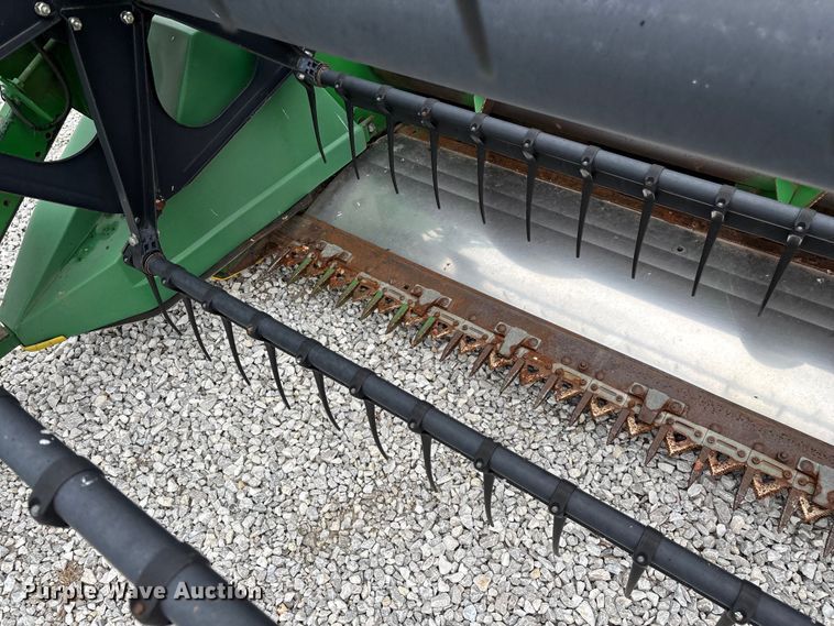 image for item ED2291 1989 John Deere 9400 combine