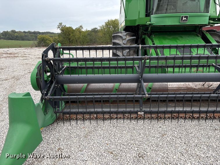 image for item ED2291 1989 John Deere 9400 combine