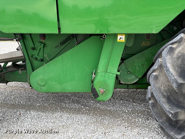 image for item ED2291 1989 John Deere 9400 combine