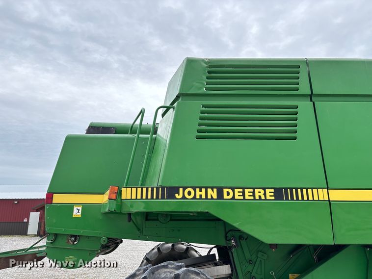 image for item ED2291 1989 John Deere 9400 combine