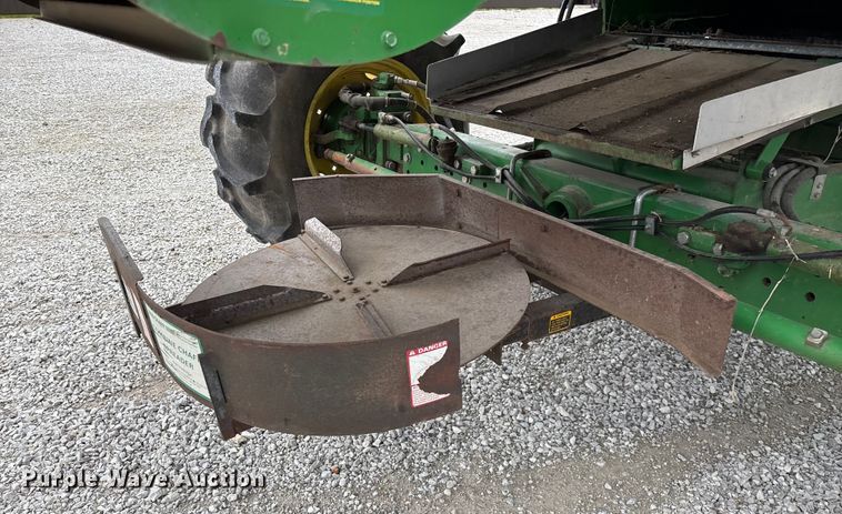 image for item ED2291 1989 John Deere 9400 combine