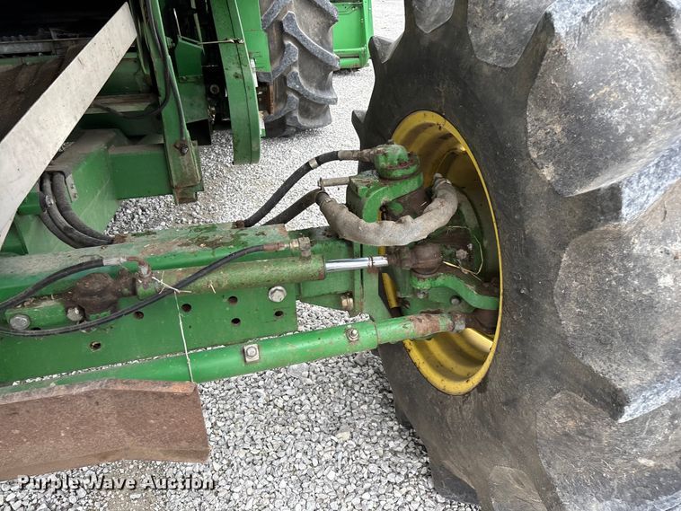 image for item ED2291 1989 John Deere 9400 combine
