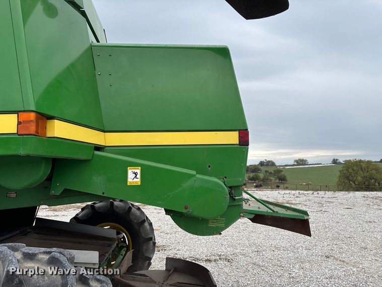 image for item ED2291 1989 John Deere 9400 combine