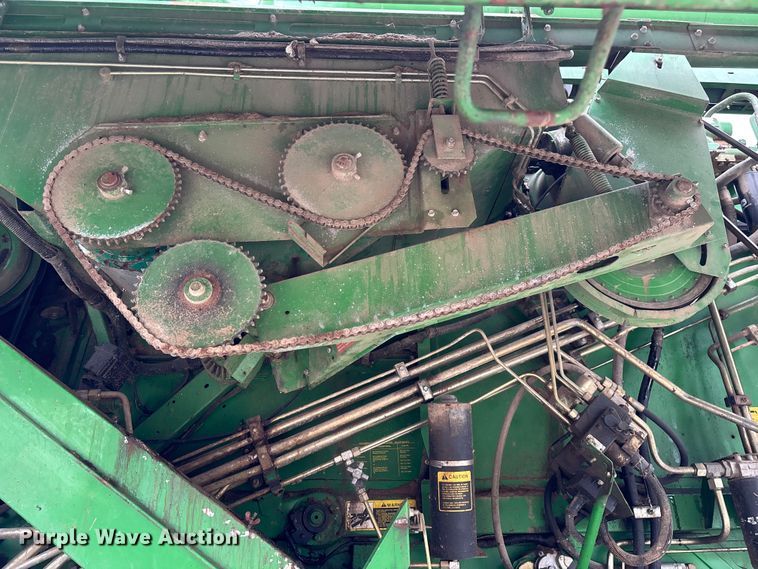 image for item ED2291 1989 John Deere 9400 combine