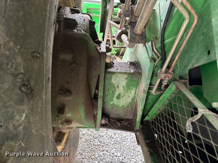 image for item ED2291 1989 John Deere 9400 combine