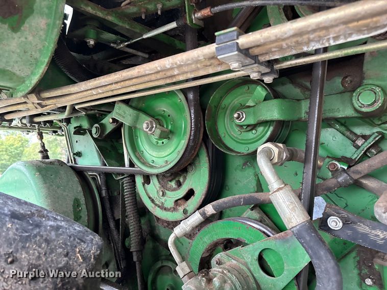 image for item ED2291 1989 John Deere 9400 combine