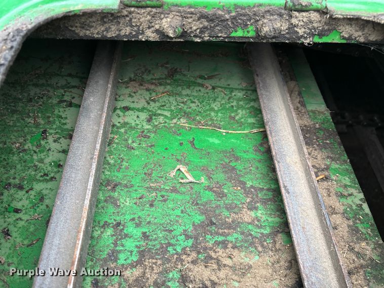 image for item ED2291 1989 John Deere 9400 combine