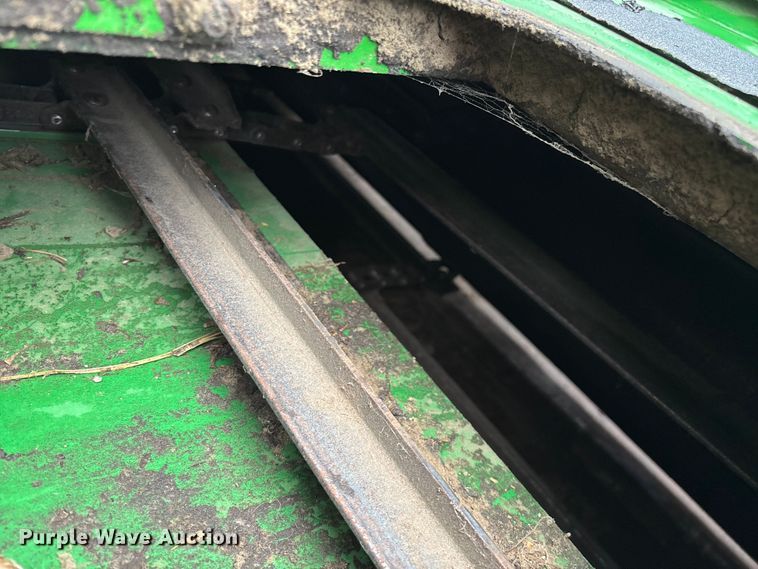 image for item ED2291 1989 John Deere 9400 combine