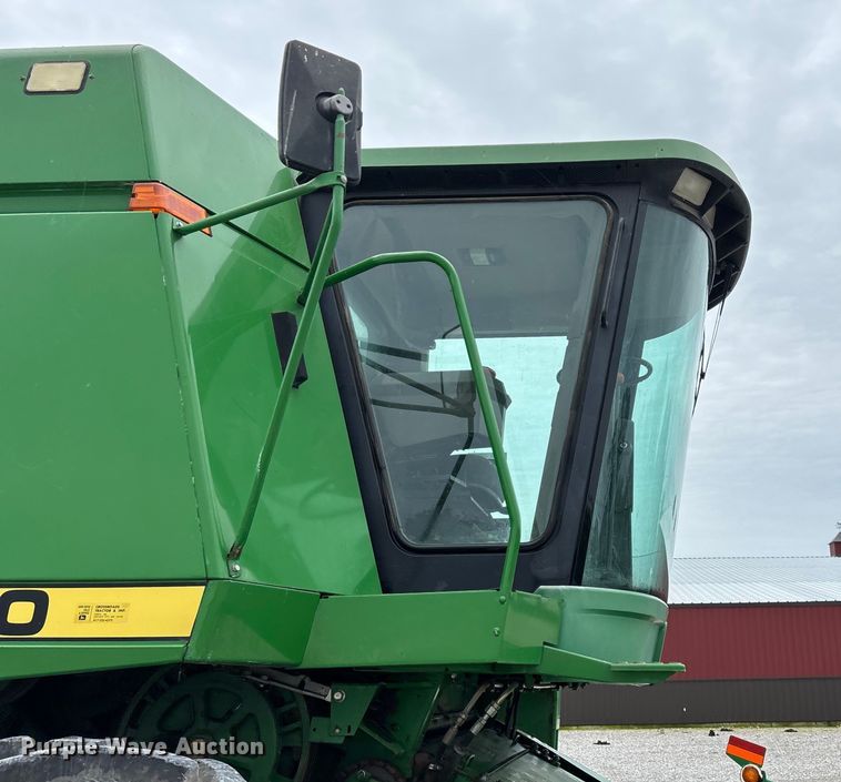 image for item ED2291 1989 John Deere 9400 combine