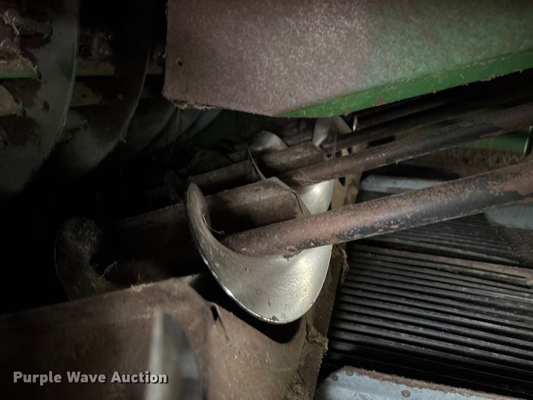 image for item ED2291 1989 John Deere 9400 combine