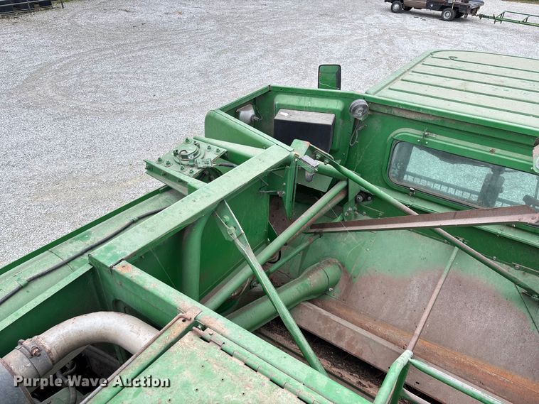 image for item ED2291 1989 John Deere 9400 combine