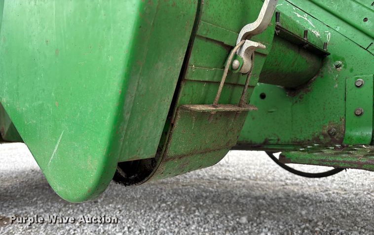 image for item ED2291 1989 John Deere 9400 combine