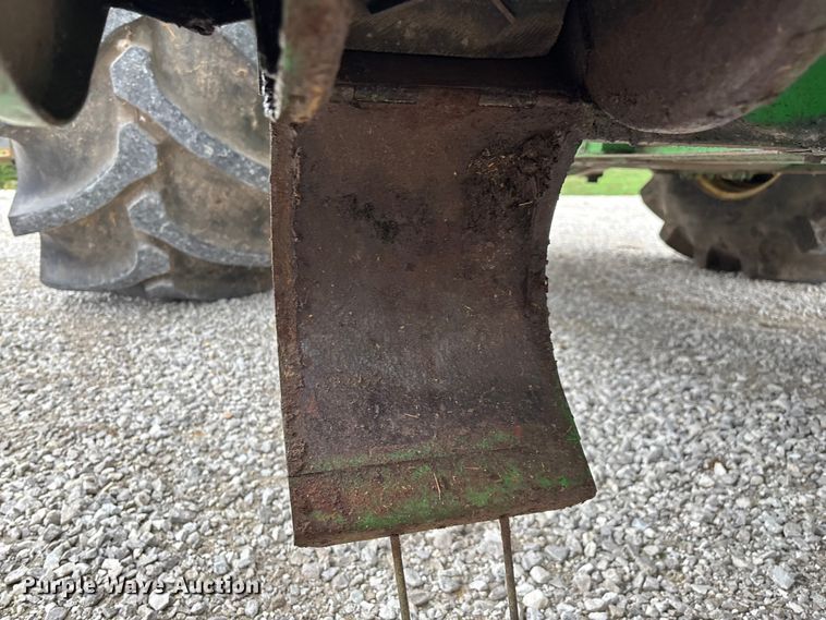 image for item ED2291 1989 John Deere 9400 combine