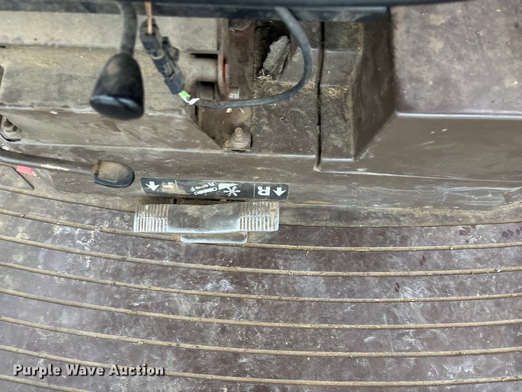 image for item ED2291 1989 John Deere 9400 combine