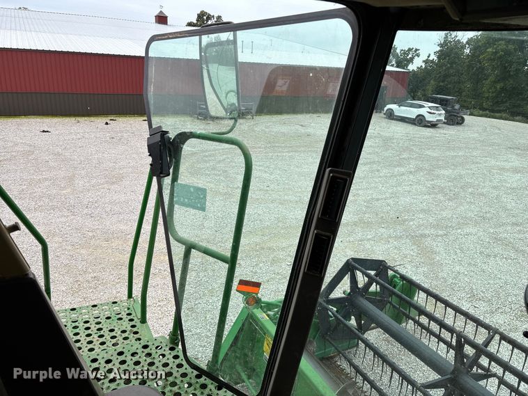 image for item ED2291 1989 John Deere 9400 combine