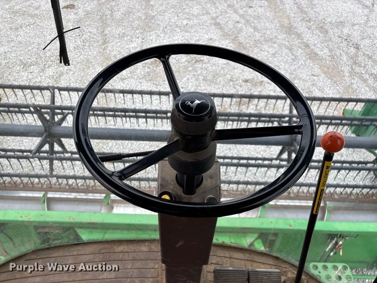 image for item ED2291 1989 John Deere 9400 combine