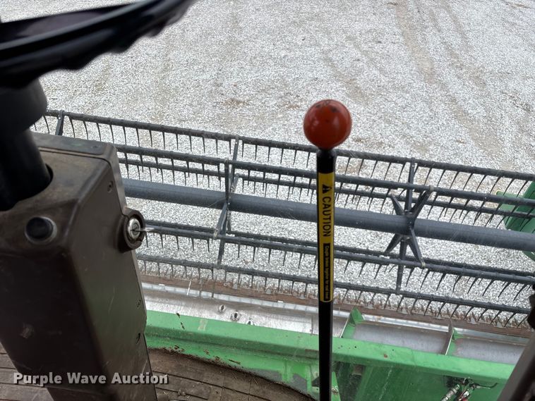 image for item ED2291 1989 John Deere 9400 combine