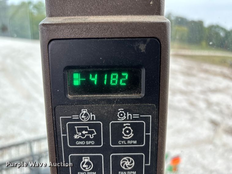 image for item ED2291 1989 John Deere 9400 combine