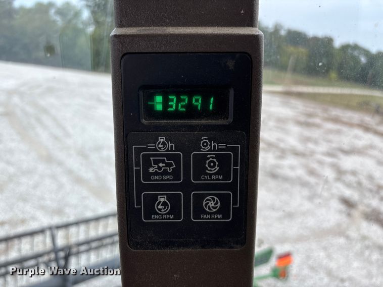 image for item ED2291 1989 John Deere 9400 combine