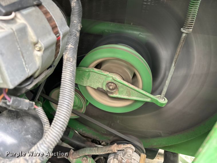 image for item ED2291 1989 John Deere 9400 combine