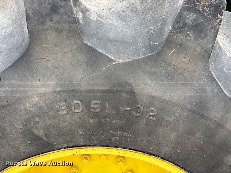 image for item ED2291 1989 John Deere 9400 combine