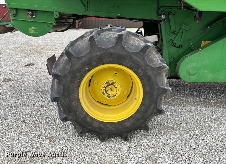 image for item ED2291 1989 John Deere 9400 combine