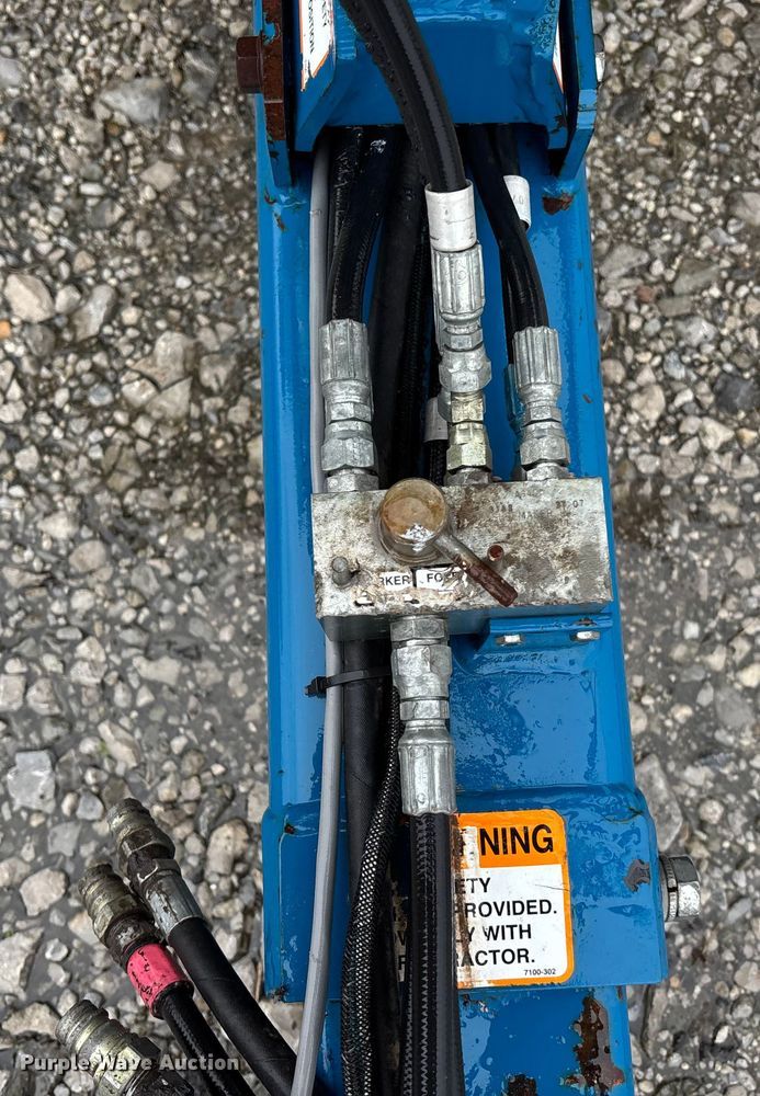 image for item EE4021 Kinze 3500  split row no-till planter