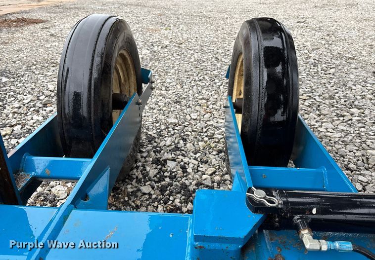 image for item EE4021 Kinze 3500  split row no-till planter