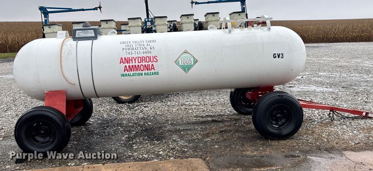 image for item EE4022 Farm Land Industrial NH3 tank trailer