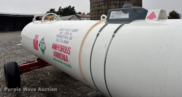 image for item EE4022 Farm Land Industrial NH3 tank trailer