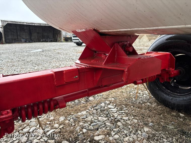 image for item EE4022 Farm Land Industrial NH3 tank trailer