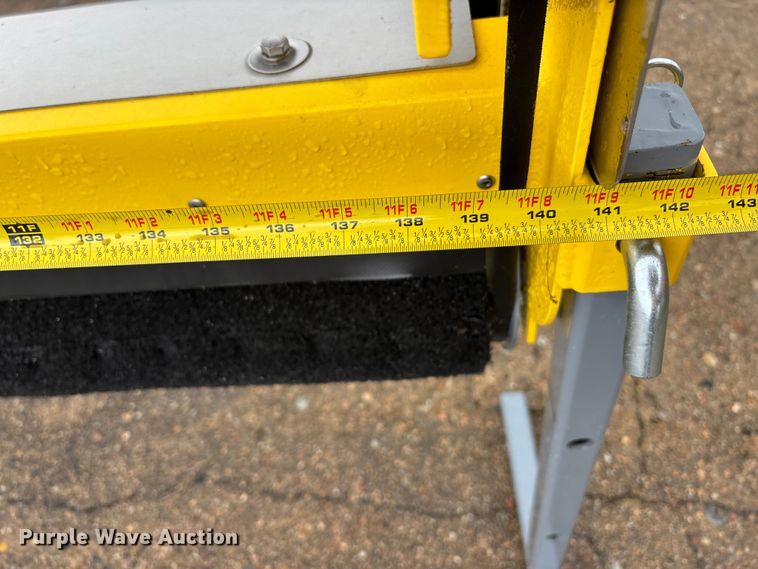 image for item EE4026 Grassworks weed wiper