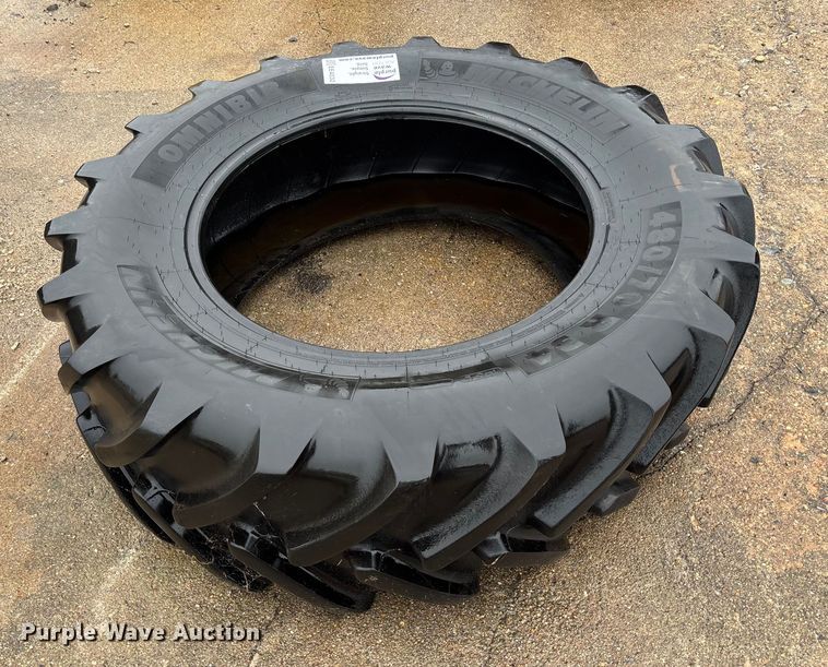 image for item EE4032 Michelin  480/70R34 tire