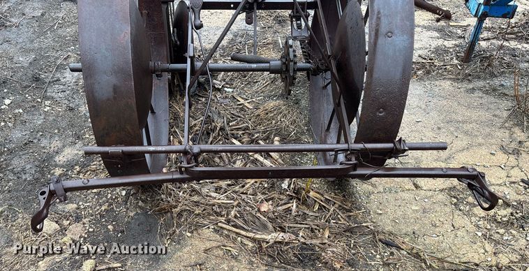 image for item EE4036 John Deere  planter