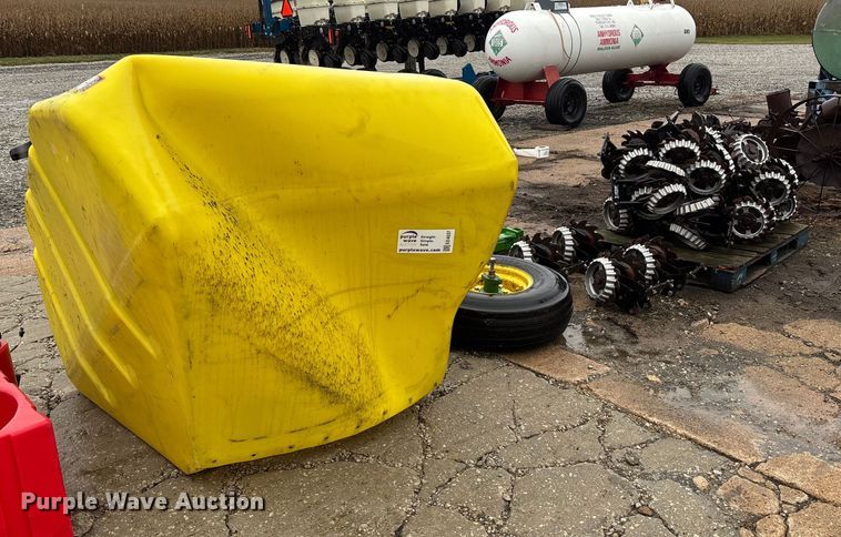 image for item EE4037 Ag equipment